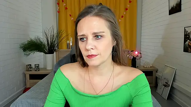 EmiliaBedy online show from February 26, 2025, 3:08 pm