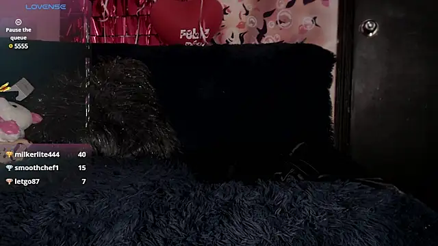 Sofii cutee online show from March 3, 2025, 6:55 pm