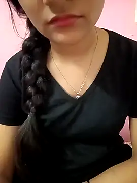 Tanu-00 online show from December 18, 2025, 12:11 pm