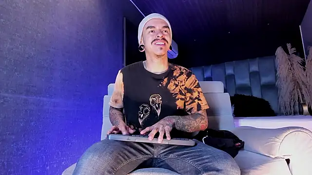 kaletattoo online show from March 12, 2026, 11:16 am