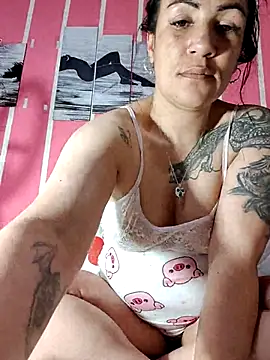 annyevans 1 online show from November 23, 2025, 4:40 pm