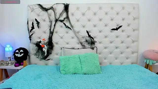 esmeralda06 online show from October 28, 2025, 3:25 pm