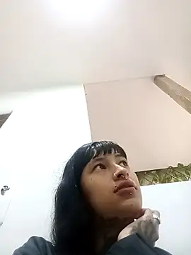 esmeralda06 online show from November 29, 2025, 3:26 pm