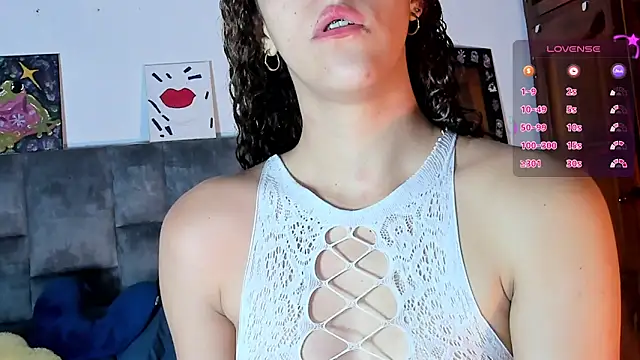 Isangel  online show from November 8, 2025, 1:50 am