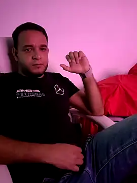 pdesangr online show from January 28, 2025, 9:40 pm