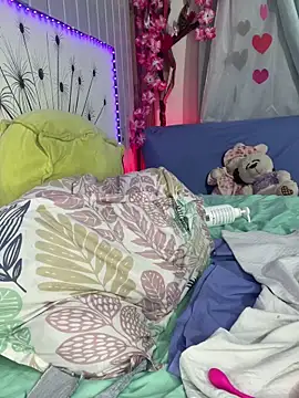 Snapshot of vicky__skinny_1 chatting on February 27, 2025, 2:43 pm vicky  skinny 1 online show from February 27, 2025, 2:43 pm