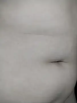 Snapshot of Vale_Saenzz chatting on February 19, 2025, 9:14 pm Vale Saenzz online show from February 19, 2025, 9:14 pm