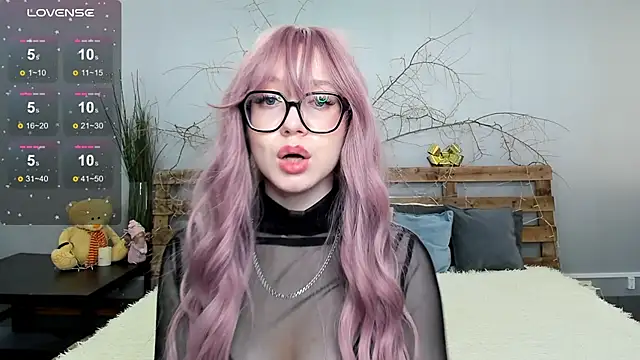 Snapshot of Alikka_Shykitty chatting on February 22, 2025, 10:07 am Alikka Shykitty online show from February 22, 2025, 10:07 am