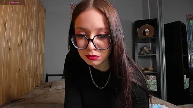 Snapshot of Alikka_Shykitty chatting on March 21, 2025, 3:33 am Alikka Shykitty online show from March 21, 2025, 3:33 am