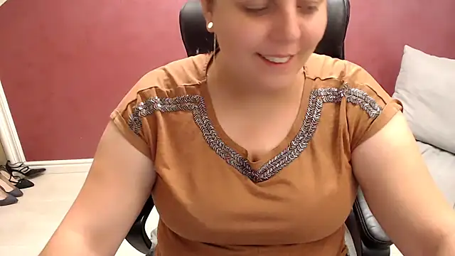 Wetandnaughtyxx online show from September 21, 2025, 3:35 pm