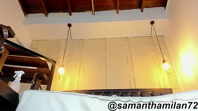 Snapshot of SamanthaMilann chatting on April 11, 2026, 1:21 am SamanthaMilann online show from April 11, 2026, 1:21 am