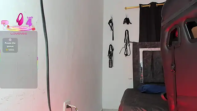 Nicol TransGirl online show from November 28, 2025, 3:42 am