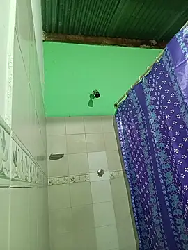 -Nicol online show from November 9, 2025, 10:24 am