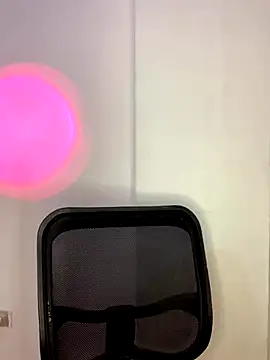 Miss karol online show from October 10, 2025, 6:29 pm