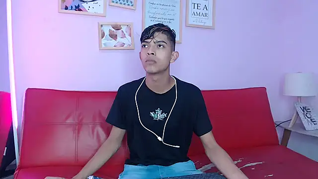 KING STYLE2 online show from February 23, 2025, 11:14 pm