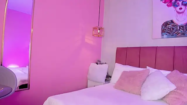 Snapshot of ninna_curly chatting on February 5, 2026, 5:56 am ninna curly online show from February 5, 2026, 5:56 am