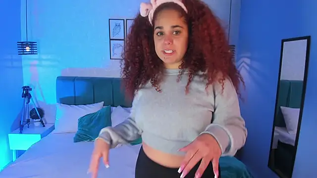 Snapshot of ninna_curly chatting on March 6, 2026, 3:36 am ninna curly online show from March 6, 2026, 3:36 am