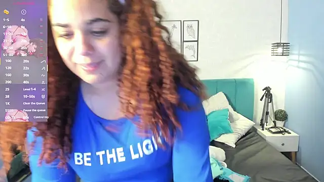 Snapshot of ninna_curly chatting on April 11, 2026, 3:44 am ninna curly online show from April 11, 2026, 3:44 am