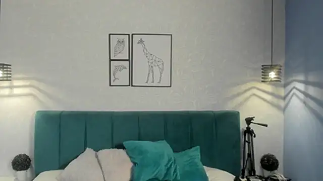 Snapshot of ninna_curly chatting on May 12, 2026, 3:36 am ninna curly online show from May 12, 2026, 3:36 am