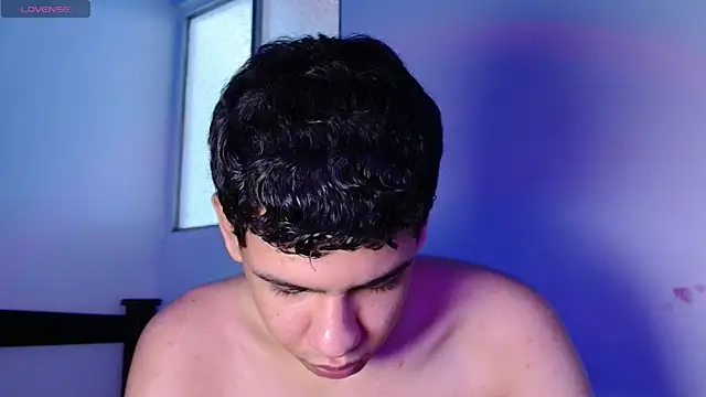 Santiago-Thompson online show from February 19, 2026, 7:43 pm