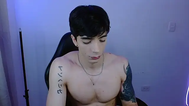 H3ll B0I online show from February 22, 2026, 3:18 am