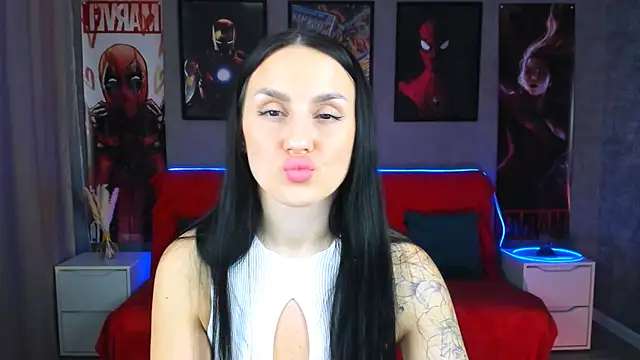 EmiliaBeynard online show from February 12, 2025, 1:37 pm