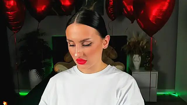 EmiliaBeynard online show from February 27, 2025, 1:28 pm