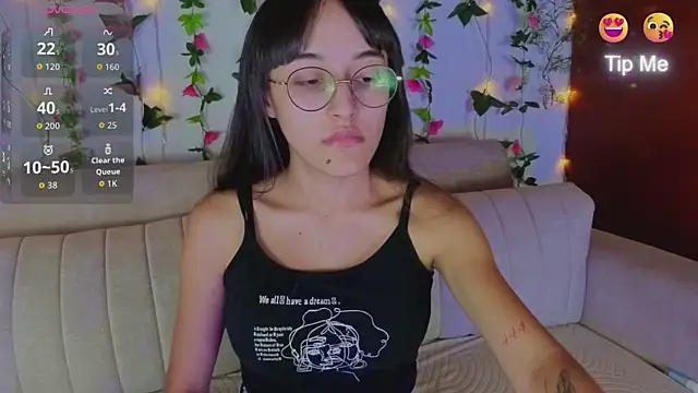 MelodyWinx online show from December 19, 2025, 2:18 am