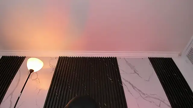 SadieManson  online show from March 5, 2025, 4:02 pm