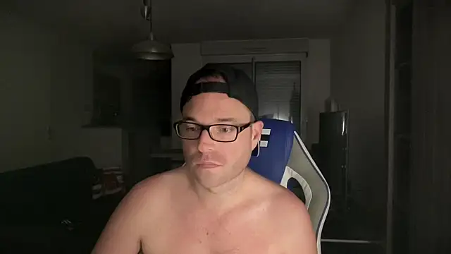 Funnyjul31 online show from January 25, 2025, 9:35 pm