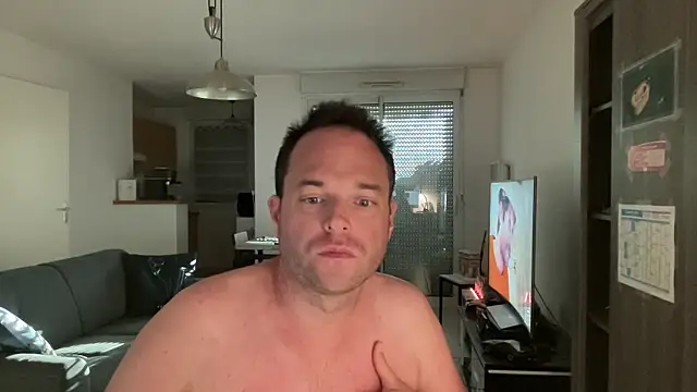 Funnyjul31 online show from April 15, 2026, 5:31 pm