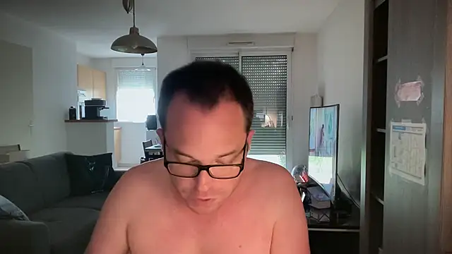 Snapshot of Funnyjul31 chatting on April 29, 2026, 4:44 pm Funnyjul31 online show from April 29, 2026, 4:44 pm