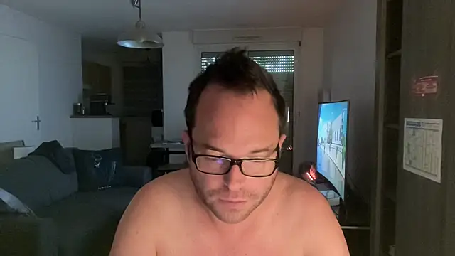 Snapshot of Funnyjul31 chatting on May 8, 2026, 10:53 am Funnyjul31 online show from May 8, 2026, 10:53 am