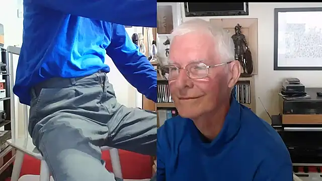 Snapshot of bigears chatting on November 6, 2025, 1:56 pm bigears online show from November 6, 2025, 1:56 pm