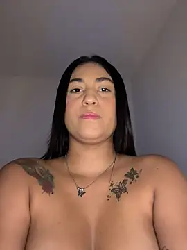 mari pauli x online show from February 5, 2025, 7:50 am