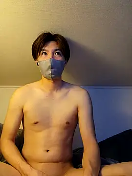 yuukee11111 online show from February 17, 2025, 3:47 am