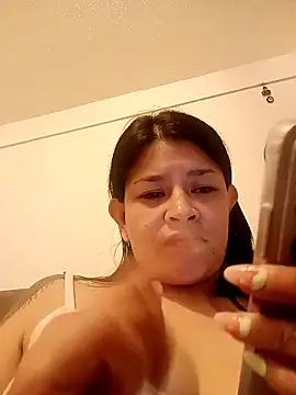 Snapshot of bri_ali chatting on March 11, 2025, 11:26 pm bri ali online show from March 11, 2025, 11:26 pm