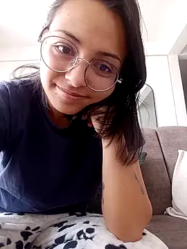 Snapshot of bri_ali chatting on March 16, 2025, 1:38 pm bri ali online show from March 16, 2025, 1:38 pm