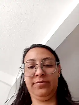 Snapshot of bri_ali chatting on December 20, 2025, 5:31 pm bri ali online show from December 20, 2025, 5:31 pm