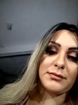 Julianafenix95 online show from March 14, 2026, 6:41 am