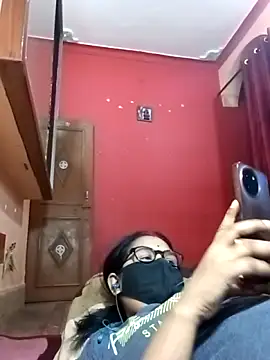 runi31 online show from November 4, 2025, 9:52 am