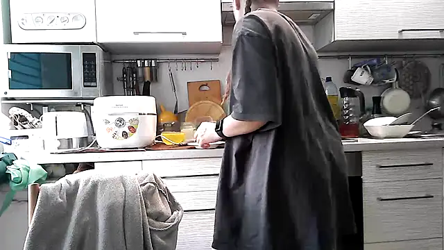 Misssweet s online show from March 6, 2025, 5:14 am