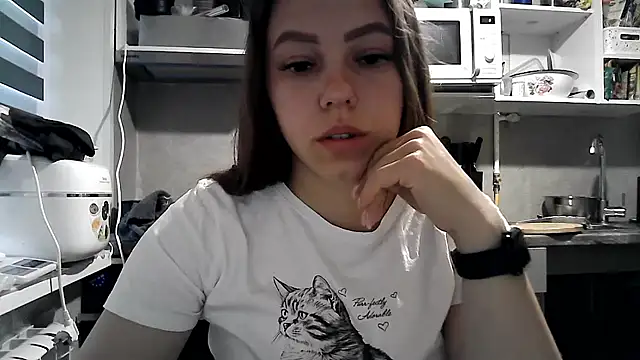 Misssweet s online show from September 12, 2025, 4:12 am