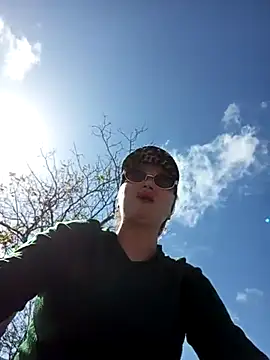 Snapshot of Luzia-Sal chatting on February 16, 2025, 11:49 am Luzia-Sal online show from February 16, 2025, 11:49 am