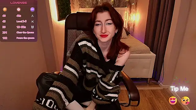 Snapshot of Violet_Moreau chatting on March 13, 2026, 8:59 pm Violet Moreau online show from March 13, 2026, 8:59 pm