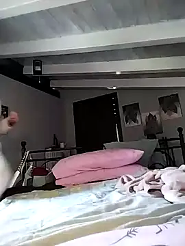 Snapshot of divinaerotica chatting on February 23, 2026, 2:25 pm divinaerotica online show from February 23, 2026, 2:25 pm