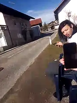 Fdghnjj online show from March 9, 2025, 2:10 pm