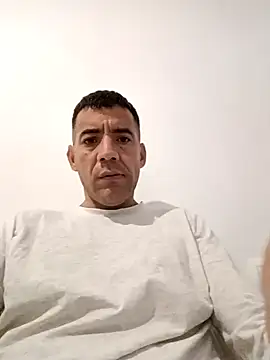 Snapshot of juanignacioargentino chatting on February 20, 2025, 2:46 pm juanignacioargentino online show from February 20, 2025, 2:46 pm