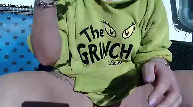 Juliana60 online show from March 3, 2025, 1:53 pm