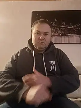 Snapshot of Pourleplasirs chatting on February 3, 2025, 10:54 pm Pourleplasirs online show from February 3, 2025, 10:54 pm